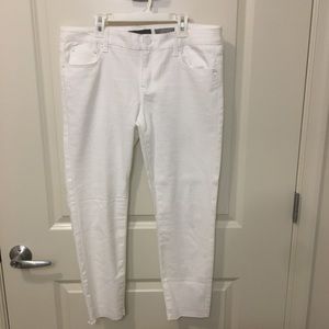 White Aeropostale Cropped Capri Jean Jeggings
